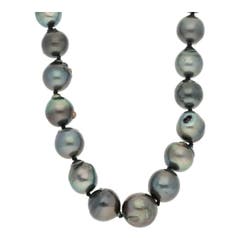 Baroque Pearl Beaded Necklace in STERLING SILVER