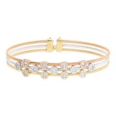 Diamond Bangle Bracelet in 18K